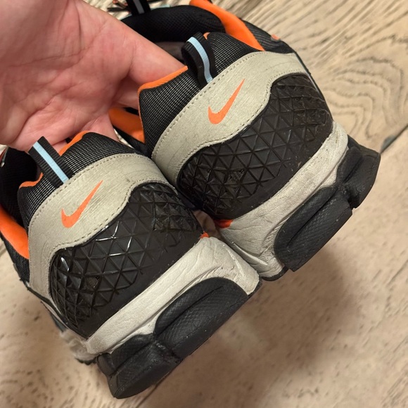 NIKE MEN’S AIR ZOOM VOMERO 5 'BLUE GAZE TOTAL ORANGE' - Picture 13 of 15